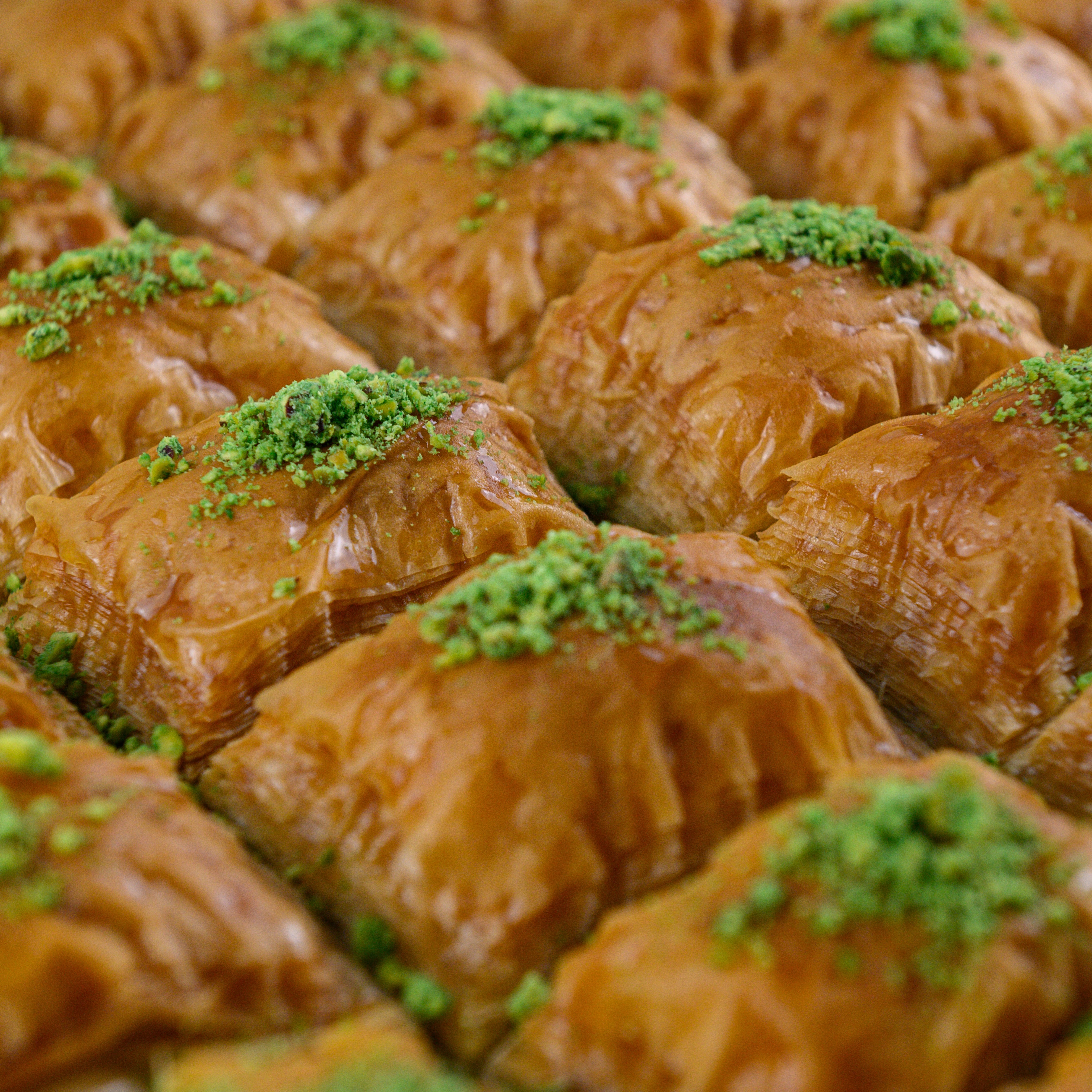 Aragostine stuffed with pistachio cream