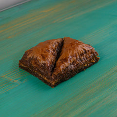 Aragostine stuffed with pistachio cream