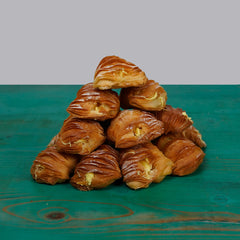 Aragostine stuffed with pistachio cream
